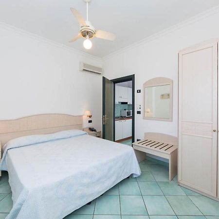 מאיורי La Residenza Aparthotel מראה חיצוני תמונה