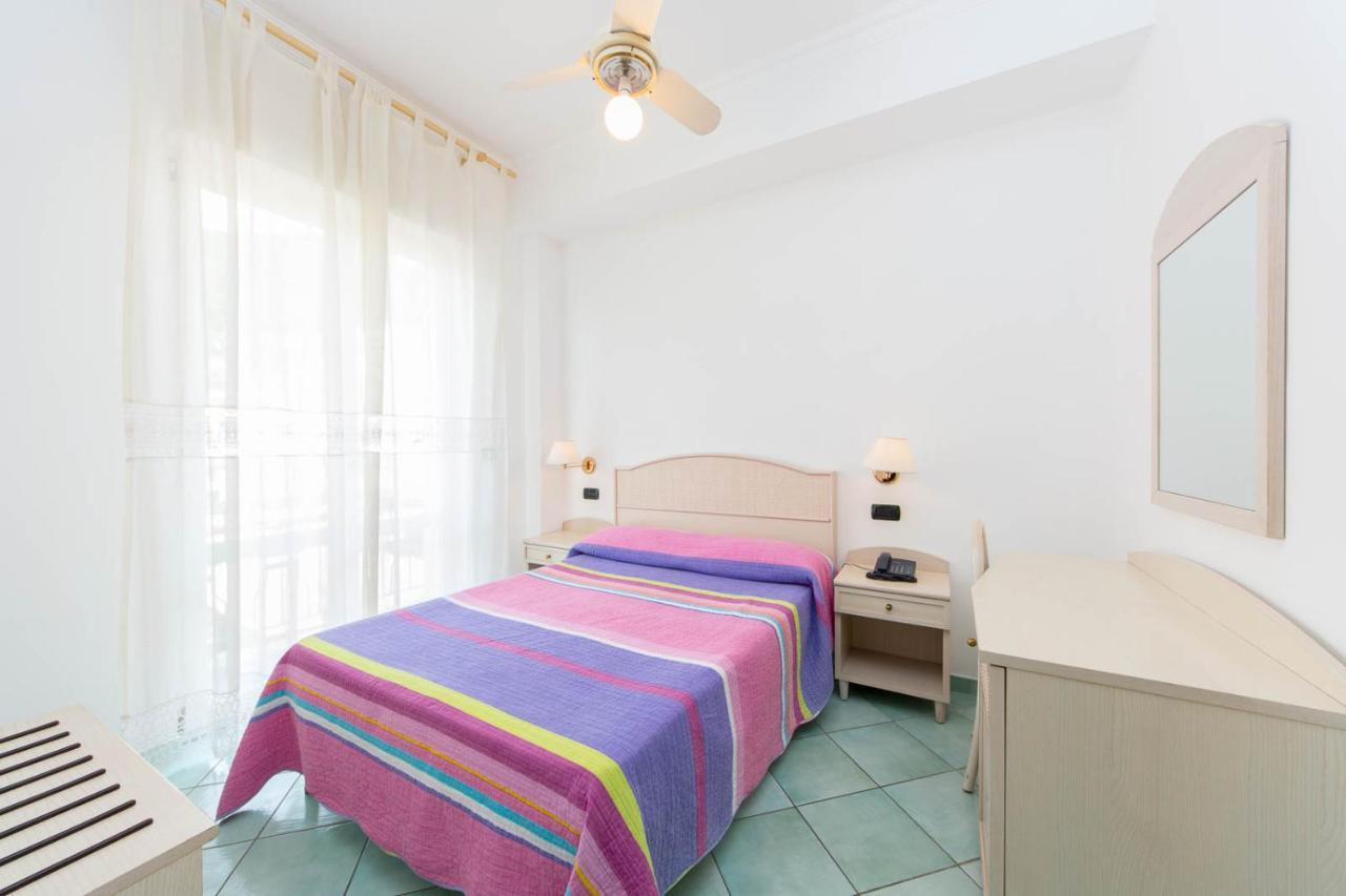 מאיורי La Residenza Aparthotel מראה חיצוני תמונה