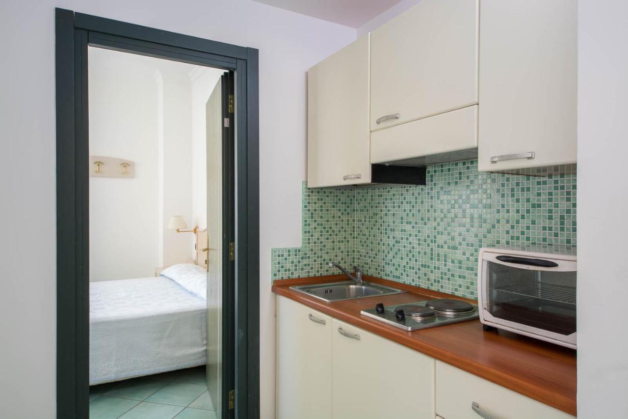 מאיורי La Residenza Aparthotel מראה חיצוני תמונה