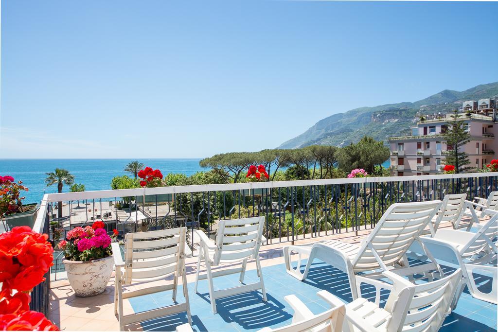 מאיורי La Residenza Aparthotel מראה חיצוני תמונה