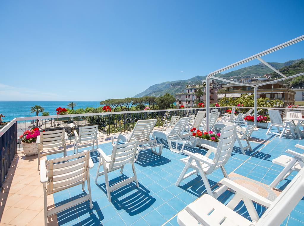 מאיורי La Residenza Aparthotel מראה חיצוני תמונה