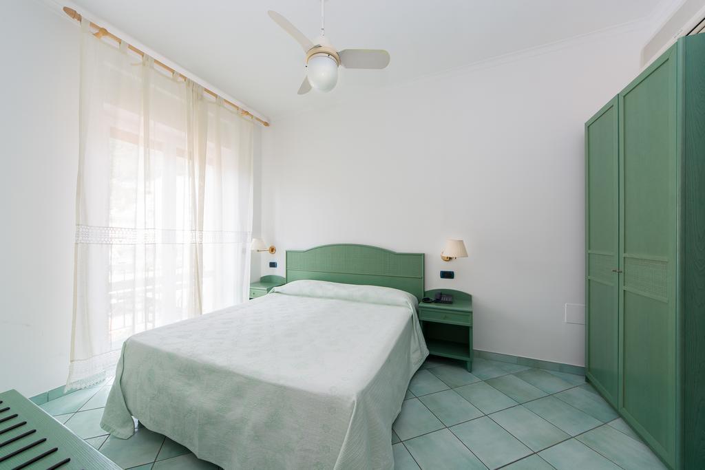 מאיורי La Residenza Aparthotel מראה חיצוני תמונה